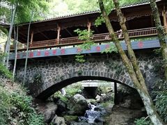 -藏龙百瀑风景区