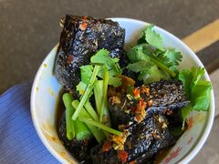 -黑色经典臭豆腐·湖南特产(坡子街店)