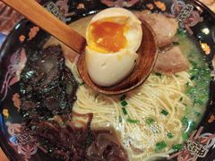 武藏浓厚豚骨拉面-平成屋·午肴夜酒(四川北路店)