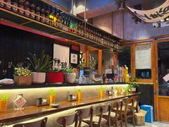-8PINTS八品脱·日料·烧鸟·精酿小酒馆(莘庄店)