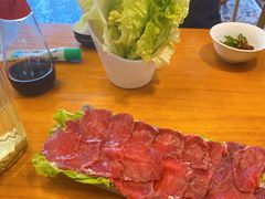 菌香牦牛肉-云朵小院·石锅鱼·野生菌餐厅(蒗放店)