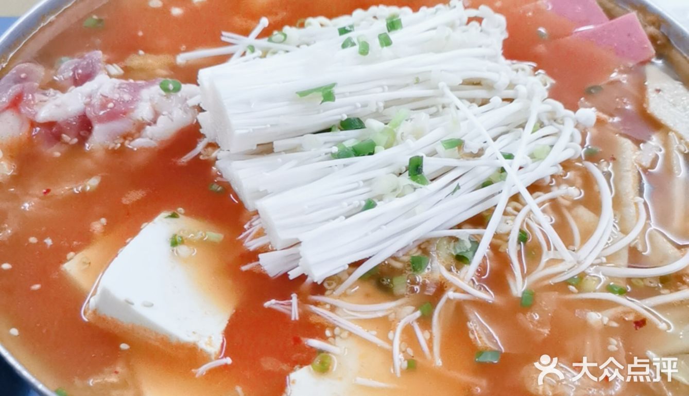 不会很撑喜欢里面的泡菜 煮多了没那么酸