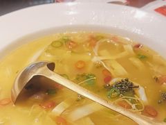 -川流不息·地道川菜·小龙虾(新松江路店)