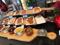 -圣丰索菲特·2 On 988 Café 自助餐厅