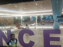 -小蓝鲸游泳培训基地(石景山店)