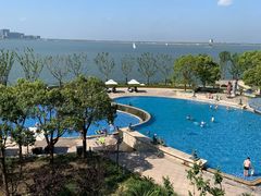 -上海滴水湖皇冠假日酒店