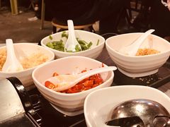 -鲜入围煮花胶鸡海鲜火锅