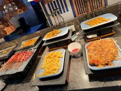 -金马门国际美食百汇(珞喻路店)