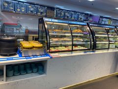 面包甜点陈列柜-蚝英雄鲜蚝自助专门店(长楹天街直营店)