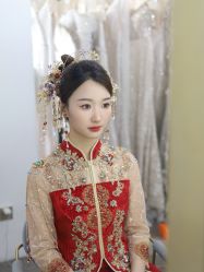 -艾米丽婚纱礼服