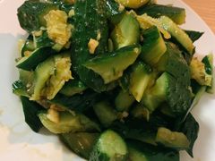 拍黄瓜-玫瑰红烤羊排(北新桥三条店)