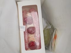 -奈雪的茶(百盛店)