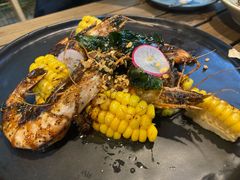 惹味胡椒虾配烤玉米-CHILLAX轻乐时(侨建·Hi City店)