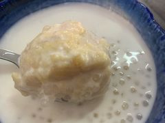 榴莲西米露-黄师奶甜品店