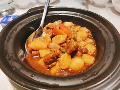 小土豆焖牛腩-君庭中餐馆(华强路店)