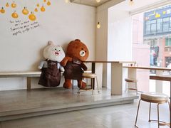 -顶东面包花园·生日蛋糕(世博店)