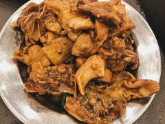 -华中科技大学东三学生食堂
