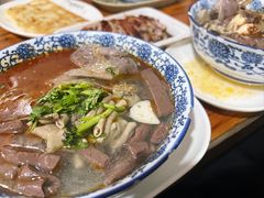 -叶新小吃店(来凤小区总店)