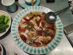 -姚姚酸菜鱼·金戈戈香港豉油鸡(喜荟城联名店)