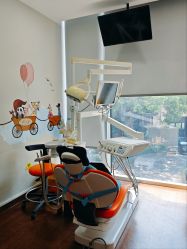 -睿宝儿科·眼科·口腔(静安大悦城门诊部)