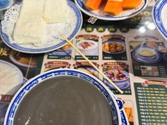 -广信牛奶甜品世家(台东店)