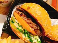 火烧牛肉特堡-The Habit Burger Grill 哈比特汉堡(复兴soho店)
