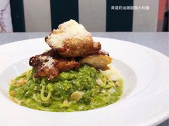 青醬奶油雞腿義大利麵-Dazzling Cafe 蜜糖吐司专卖店