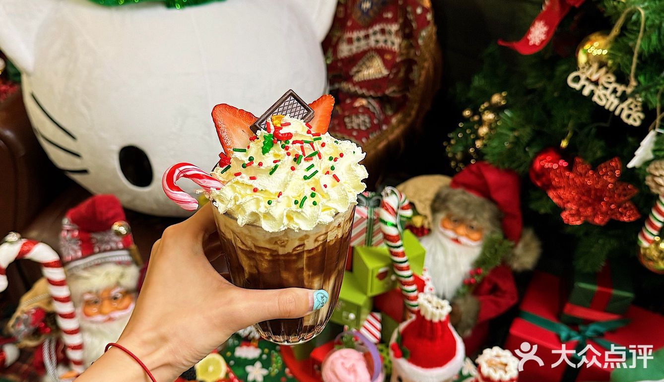 

沈阳终于也有了！丹尼尔陪我过圣诞🎄
