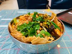 -红鼻子桂林米粉(金唐新光界店)