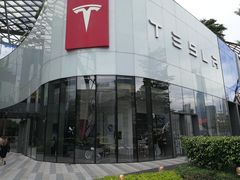 -TESLA 特斯拉(广州天环广场体验店)