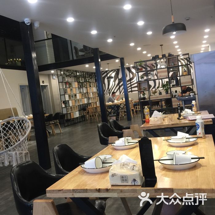 y82 酱油妹kiki 饭饭 常熟玩味谈吃