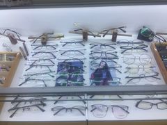 -广州宝岛眼镜武汉和光眼镜市场西区店