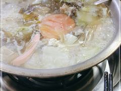 -泸州酸菜豆花火锅川师店