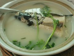 砂锅鱼头汤-鱼水情·农家菜·大鱼头(南山竹海店)