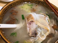 -桥香园云南过桥米线(金马碧鸡店)