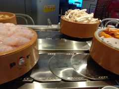 -龍歌自助小火锅(市北和达中心城店)