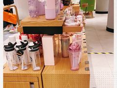 零售区-星巴克臻选(北京银泰店)