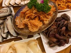 老人头-大理董·董家小厨野生菌火锅(古城旗舰店)