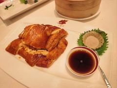 脆皮炸子鸡-天龙轩(香港丽思卡尔顿酒店)