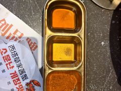 -草家酱蟹炭火烤肉店(珲春南路二店)