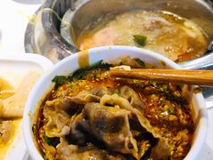-龍歌自助小火锅(市南金茂湾店)