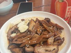 -老鼎万春卤菜(五代传承创始老店)