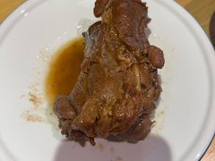 招牌酱大骨-关东小磨东北菜(上海长风大悦城店)