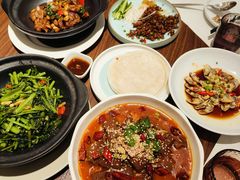 -港丽餐厅(正大店)