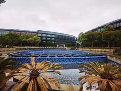 -上海滴水湖皇冠假日酒店
