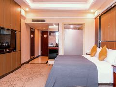 -华海酒店(茂名高铁站店)