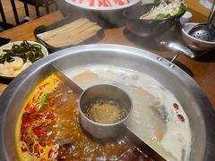 -佬土鹅肠火锅(解放路店)