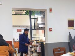 -何永光123鲜牛肉馆(1号店)