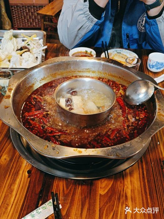 金鼎雪山牦牛杂火锅(理县总店)图片