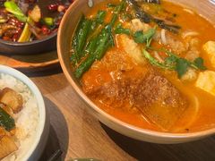 -云海肴·汽锅鸡·云南菜(天山百盛优客店)